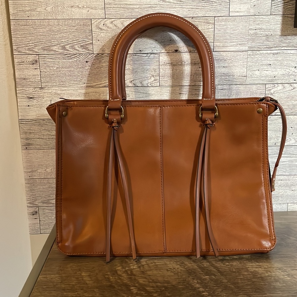 Universal Threads handbag - Picture 2 of 8
